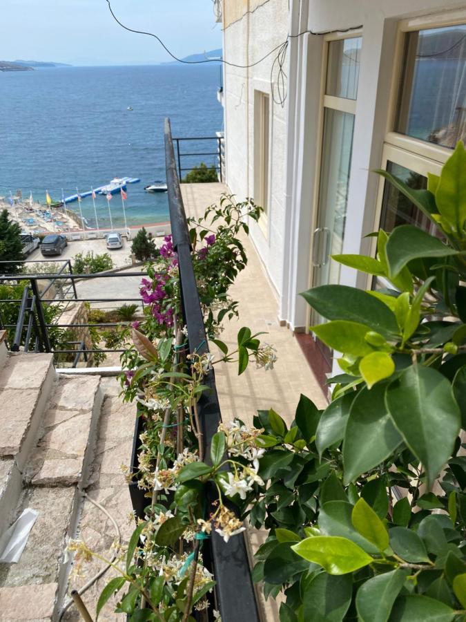 Apartamente Berti'S Garden Sarandë Exteriér fotografie